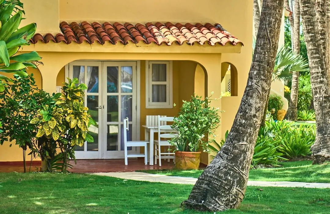 Los Corales Beach Village-1